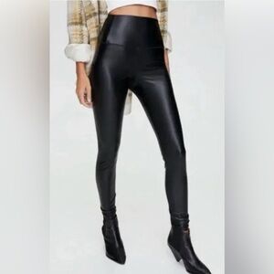 Aritzia Wilfred Free Daria Black Vegan Leather Pants
